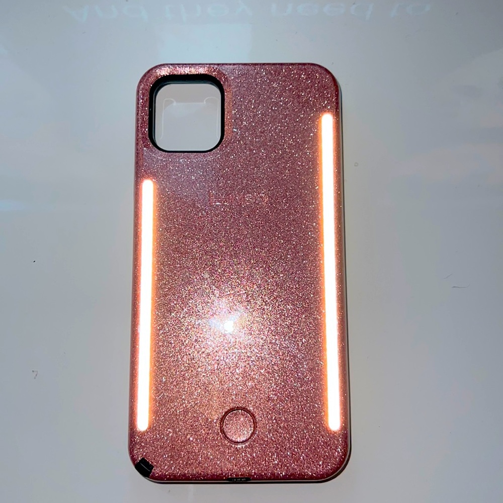 Apple iPhone 11 Pro Max LuMee Case